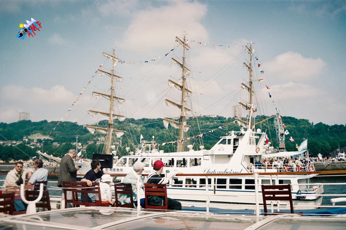 A1999-07_13A_B318_027-Chateaubriand_HG