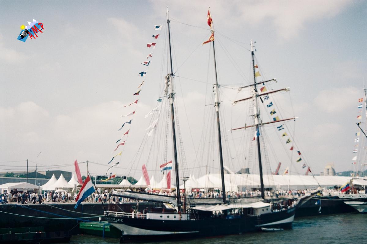 A1999-07_13A_B318_037-Oosterschelde_HG