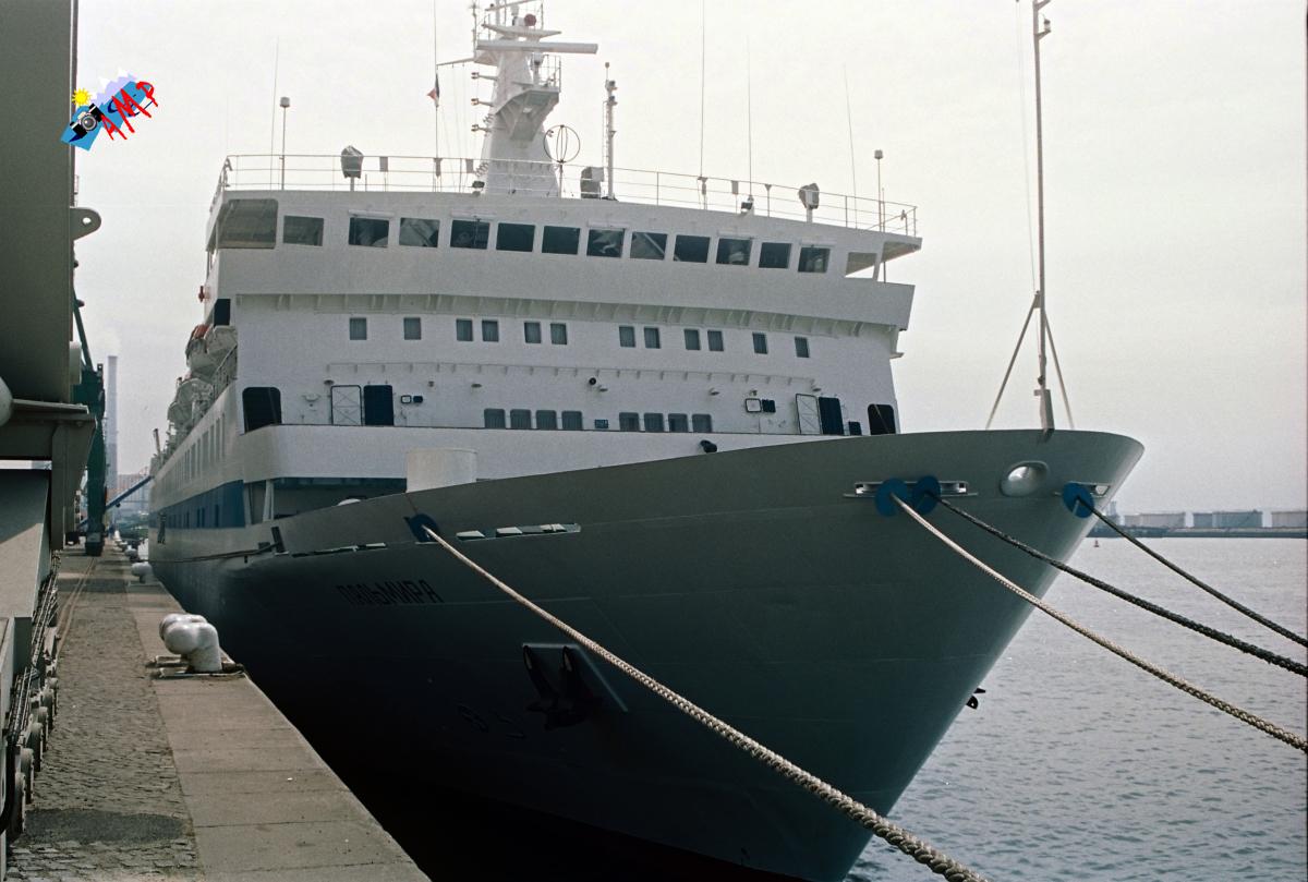 A1999-07_19A_B328_004-Norway_HG
