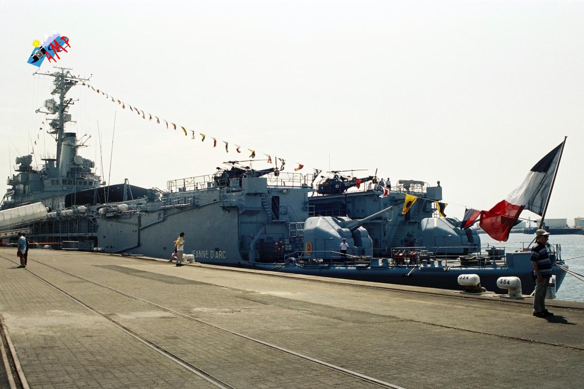 A1999-07_19A_B328_017_HG