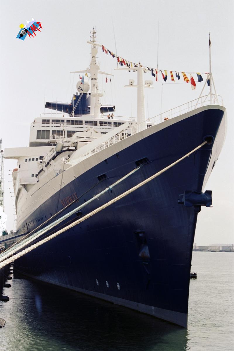 A1999-07_19A_B329_000B_HG
