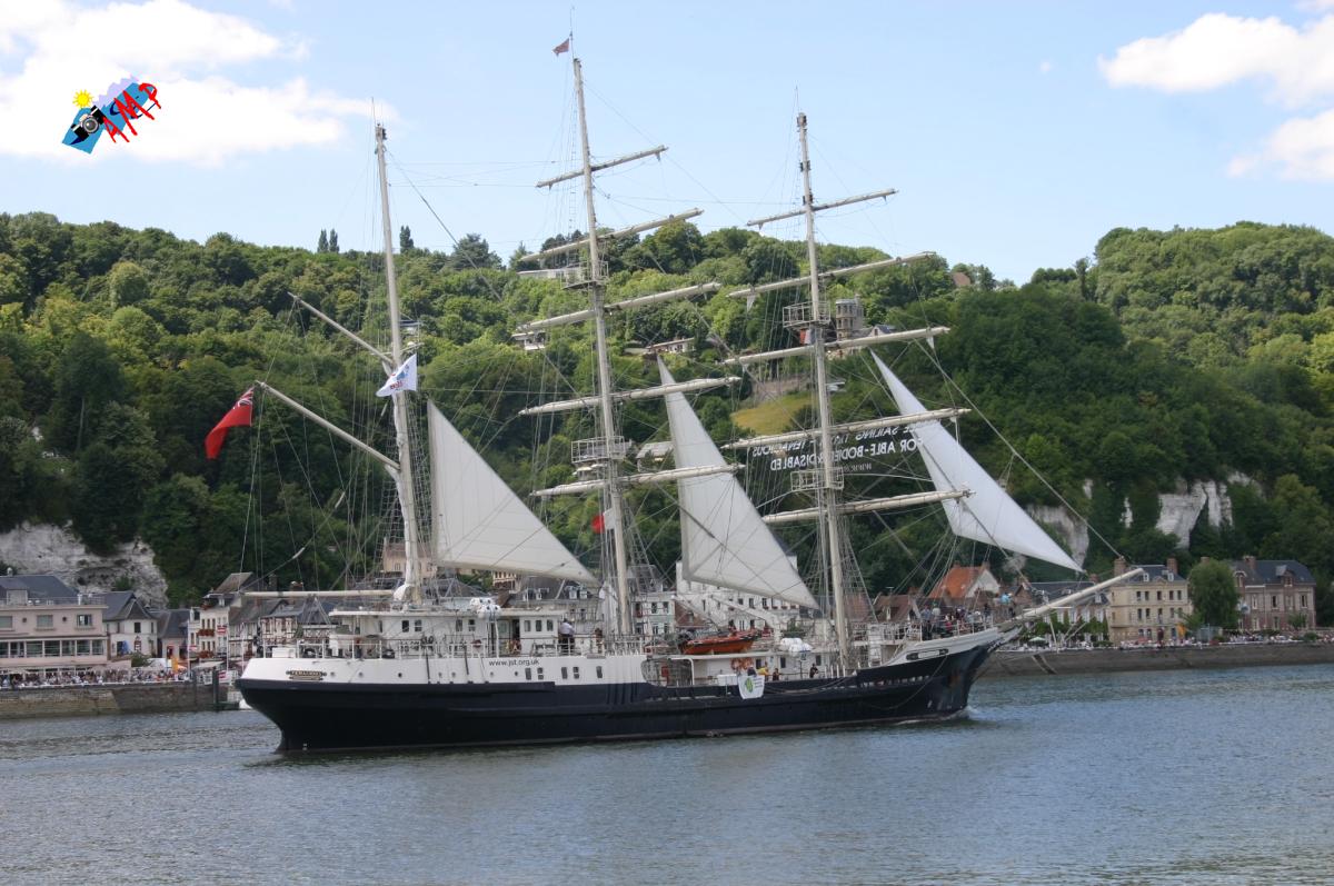 Tenacious-IMG_2893_HG