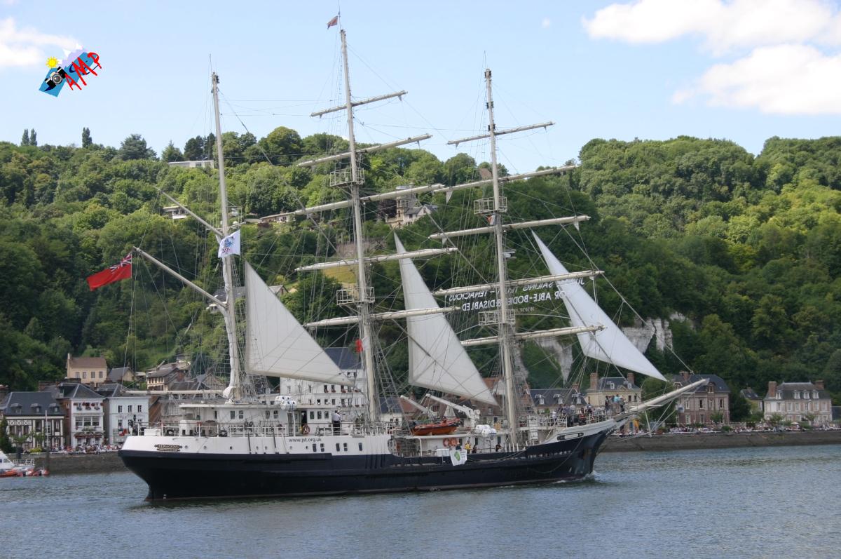Tenacious-IMG_2894_HG