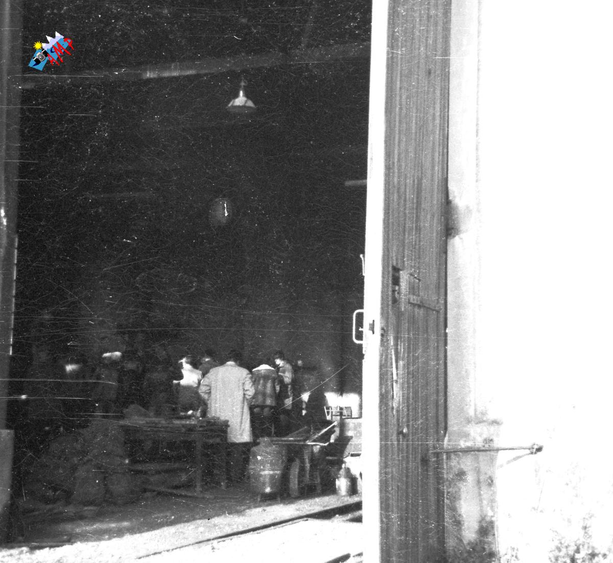 1974--R15_027-B677_003-ateliers_HG