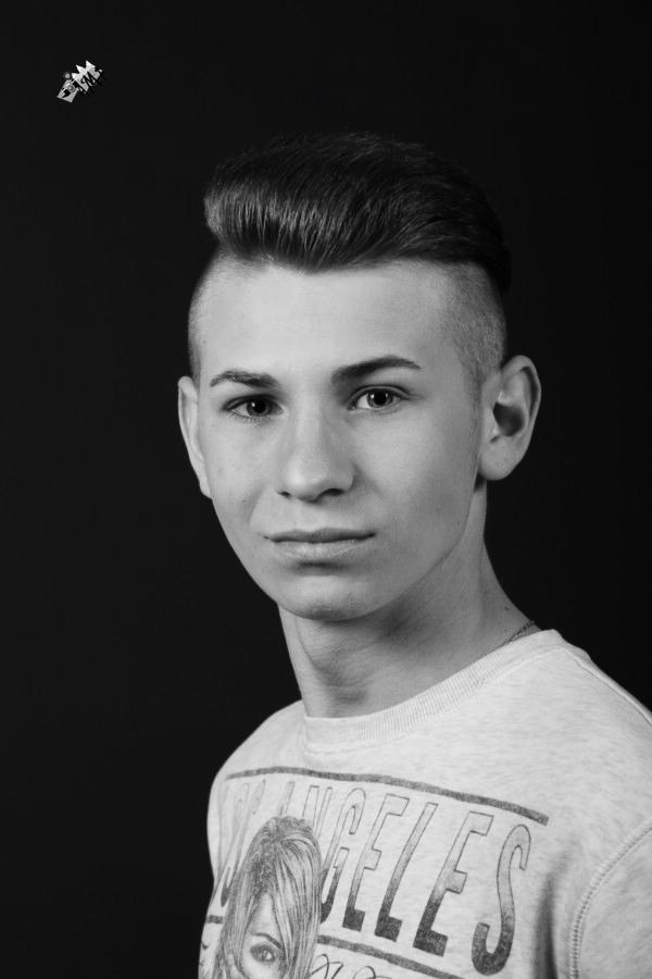 Vincent2-8873-NB_HG