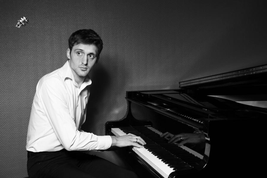 Nicolas_Deloras-0334-L6-NB_HG